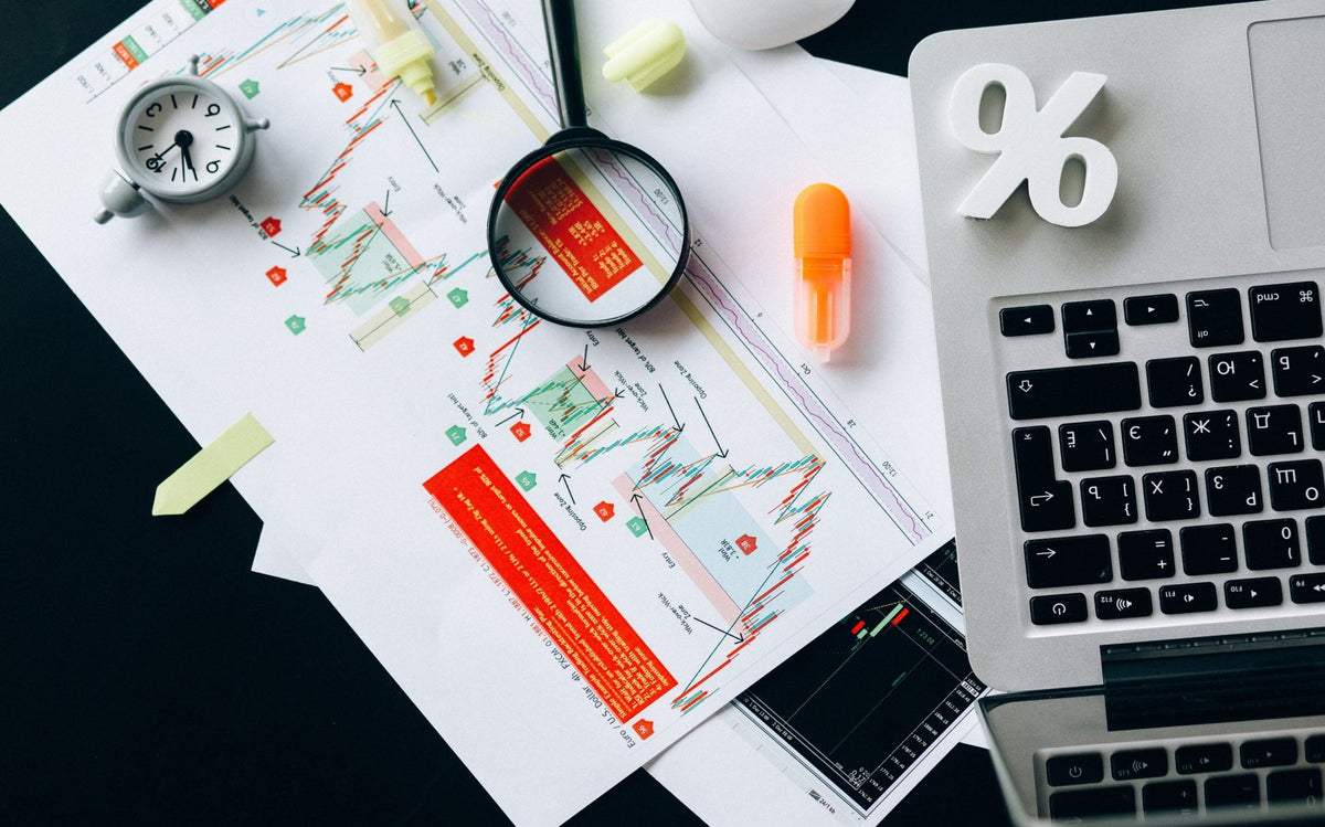 Competitor Analyst: Uncover the Secrets of Successful Advertising! - R.I.D.
